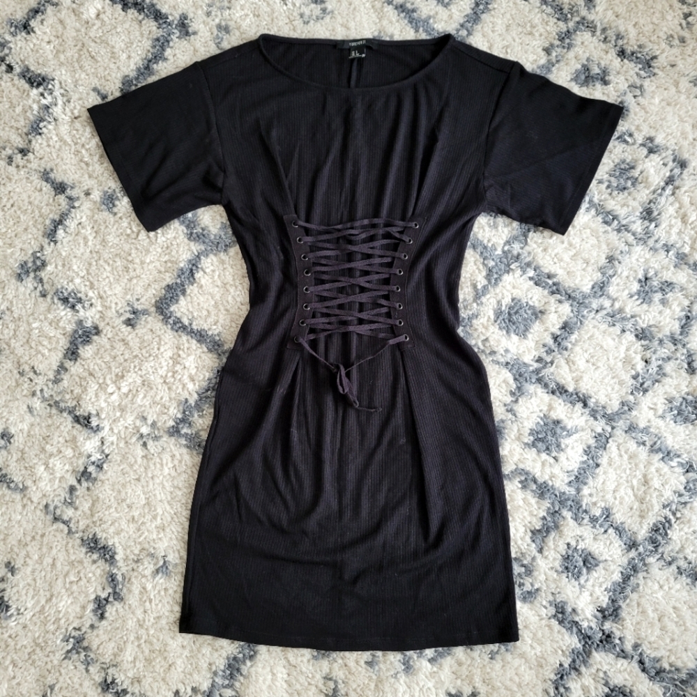 F21 tie waist dress